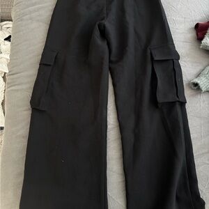 NWT Willa Black Cargo Pants